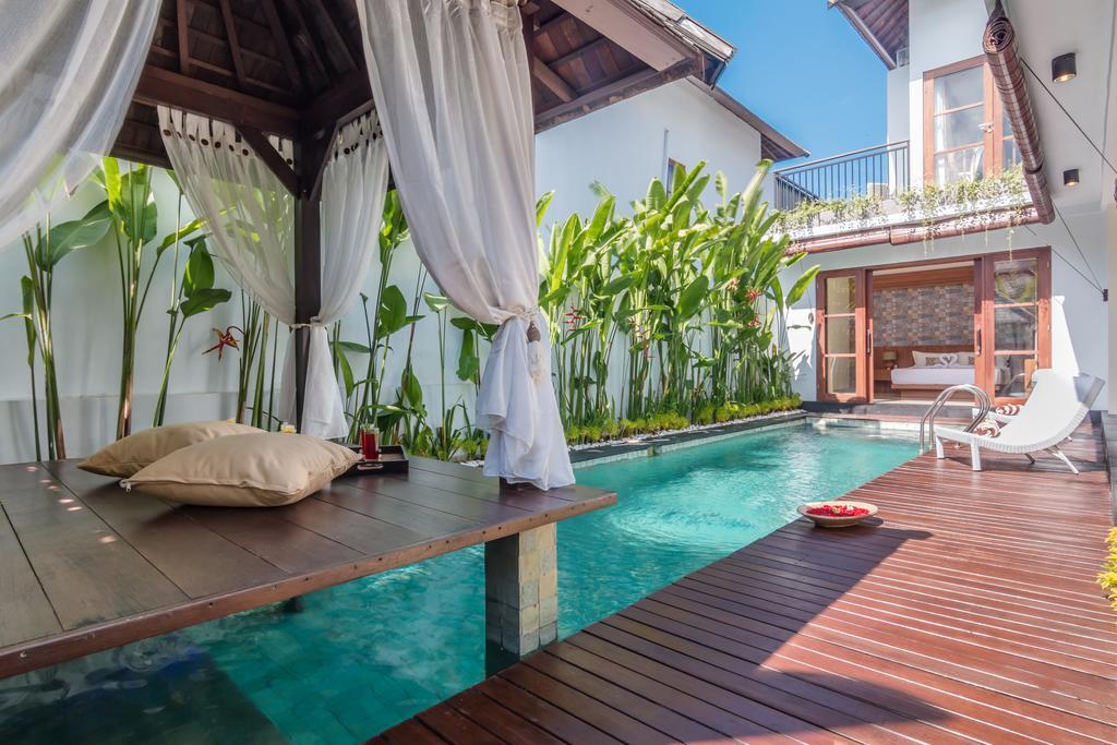 The Kamojang Jimbaran Villa Kuta  Exterior photo