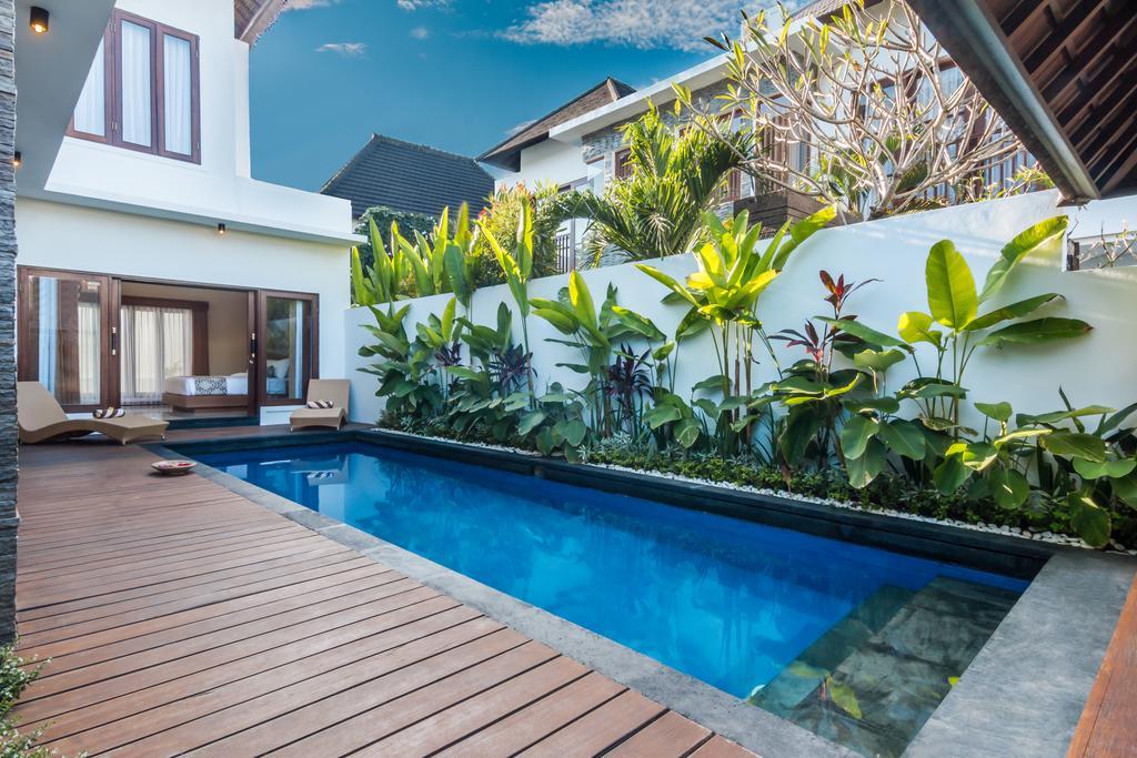 The Kamojang Jimbaran Villa Kuta  Exterior photo